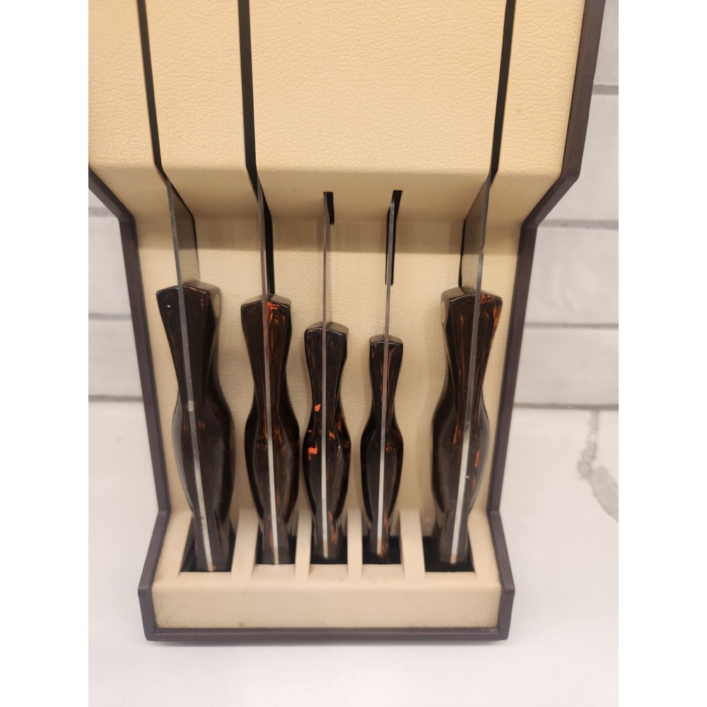 Vintage Cutco 5 Piece Knife Set With Plastic Space Saver Wall Mount & Sharpener - Picture 3 of 14